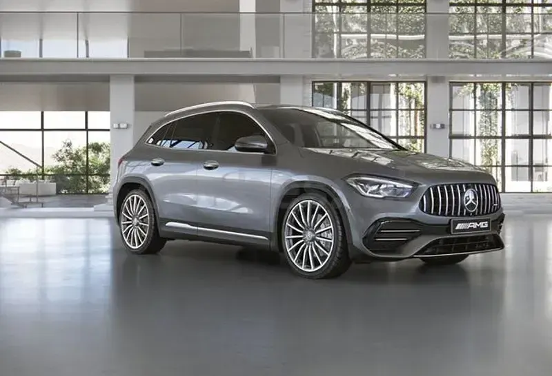 Usado Mercedes GLA35 AMG AMG 306 CV (225 kW) 2021 Mountaingrau  met. SUV