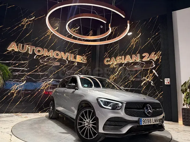 Usado Mercedes GLC300 245 CV (180 kW) 2021 Gris / plata SUV
