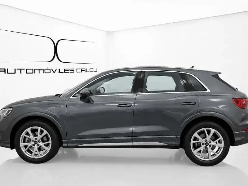 Usado Audi Q3 S-Line 245 CV (180 kW) 2021 Gris / plata SUV