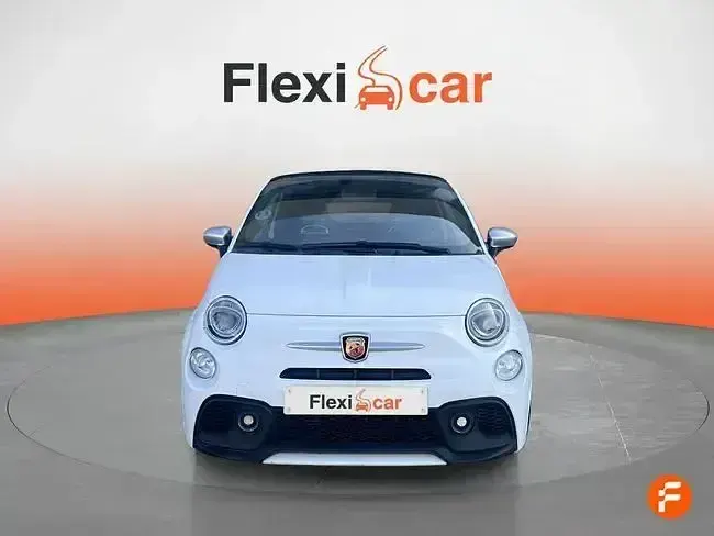 Usado Abarth 595 Turismo 165 CV (121 kW) 2021 Blanco Utilitario