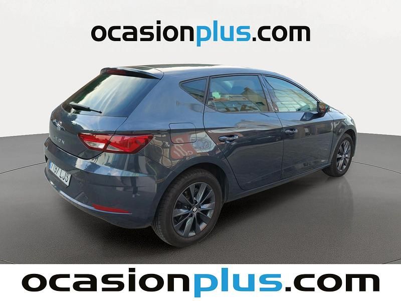 Käytetty Seat Leon Style 131 HP (96 kW) 2020 Harmaa Viistoperä