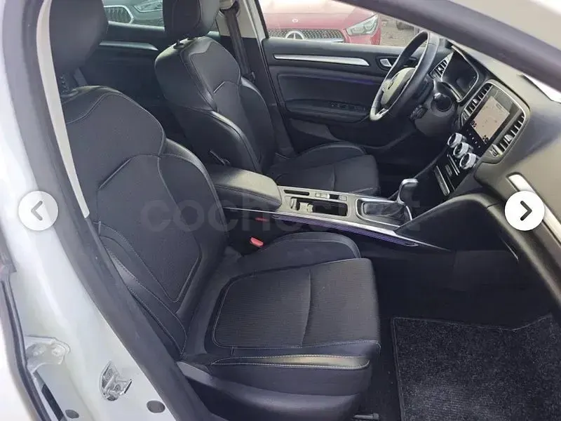 Usado Renault Mégane IV Zen 115 CV (84 kW) 2022 Blanco Berlina