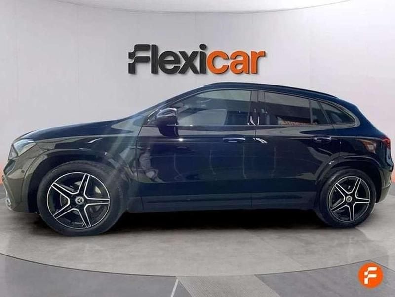 Usado Mercedes GLA200 150 CV (110 kW) 2024 Negro SUV