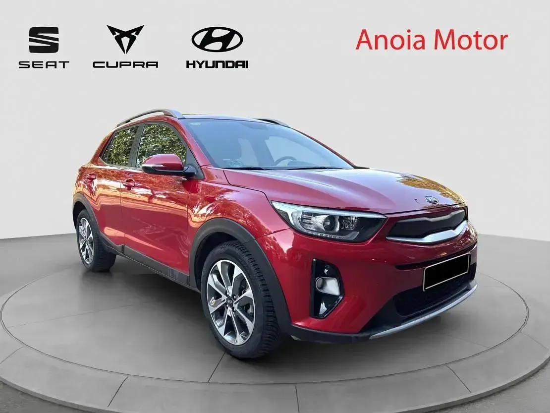 Usado Kia Stonic 120 CV (88 kW) 2018 Rojo SUV
