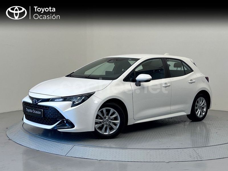 Blanco Usado 2024 Toyota Corolla Active Berlina | 25.200 € (Precio justo) - Imagen 1/4