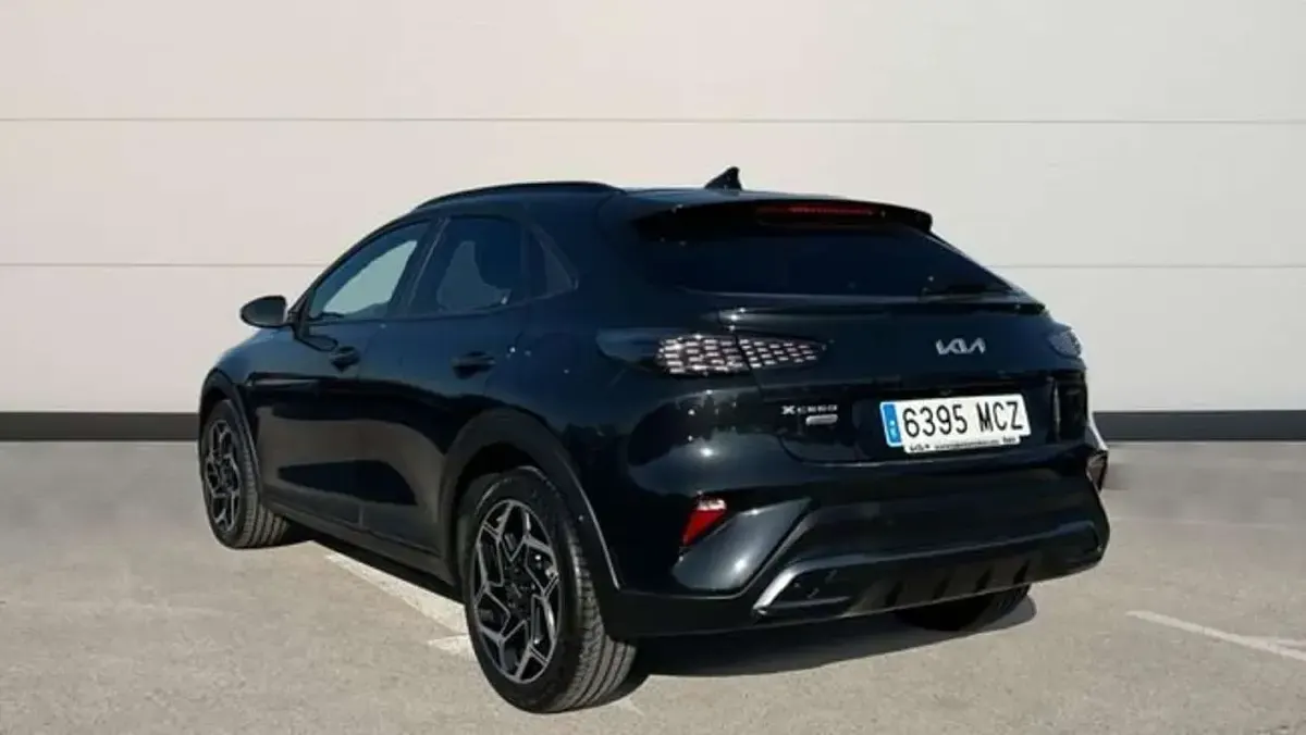 Usado Kia XCeed GT-Line 162 CV (119 kW) 2022 Negro SUV