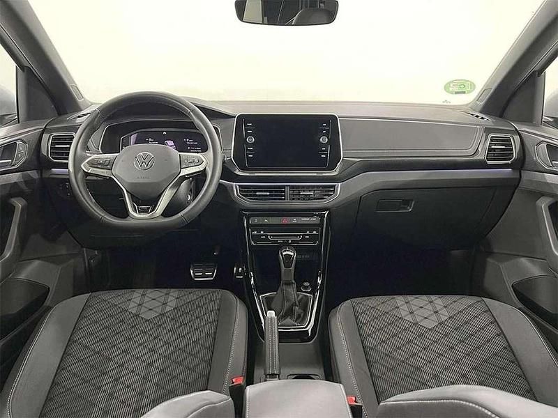Usado VW T-Cross R-line 116 CV (85 kW) 2025 Gris SUV