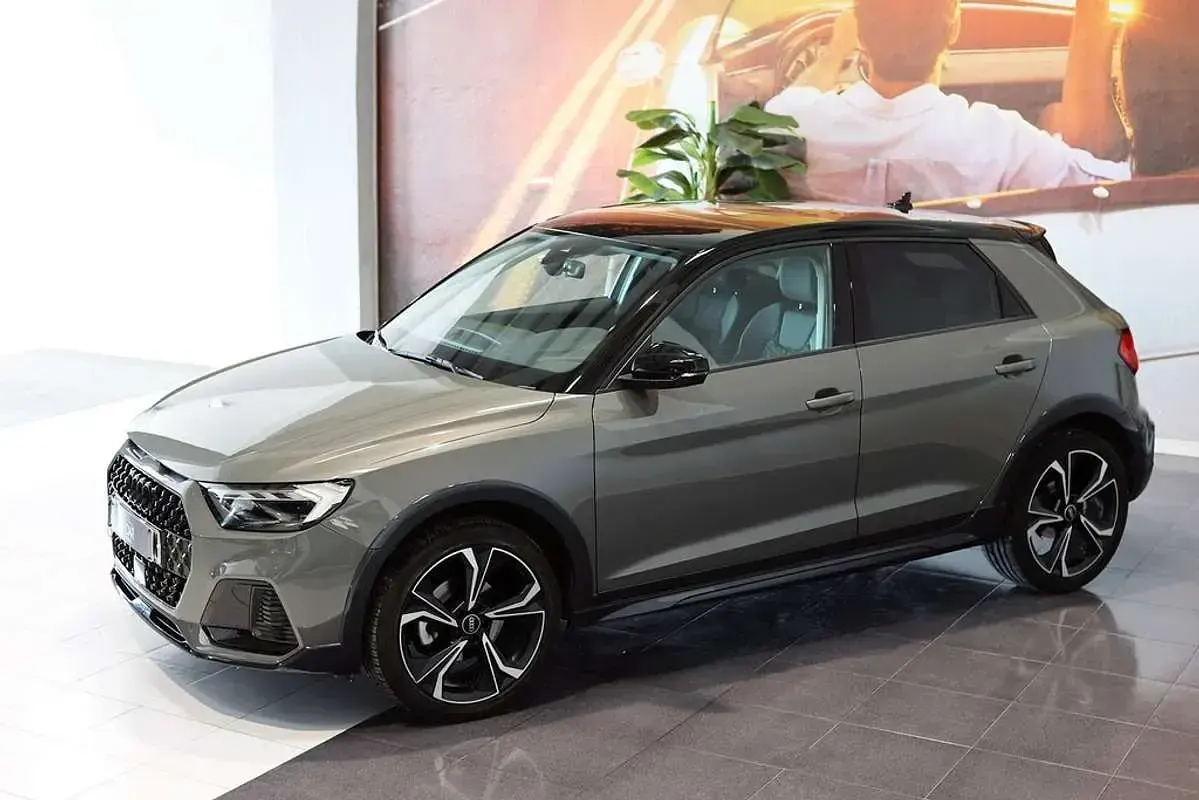 Usado Audi A1 150 CV (110 kW) 2022 Gris SUV