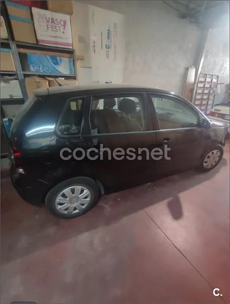 Usado VW Polo Match 70 CV (51 kW) 2006 Negro Utilitario