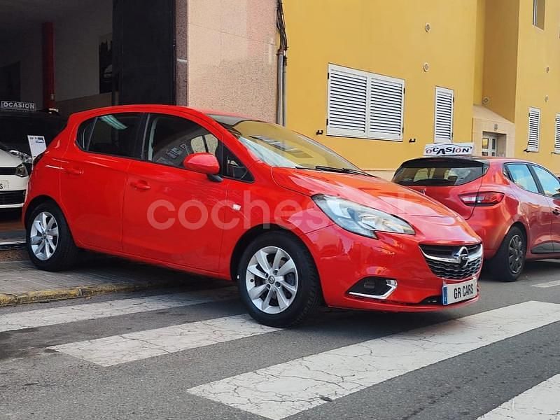 Usado Opel Corsa Color Edition 90 CV (66 kW) 2015 Rojo Utilitario