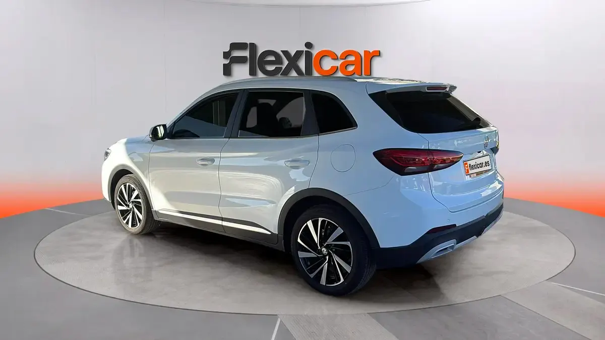 Usado MG ZS Comfort 197 CV (144 kW) 2026 Blanco SUV