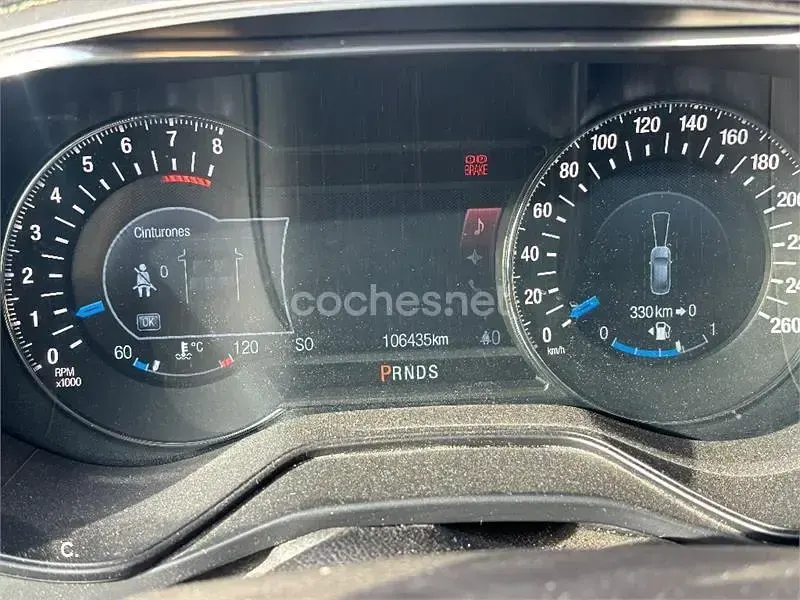 Usado Ford Mondeo Vignale 240 CV (176 kW) 2016 Negro Familiar