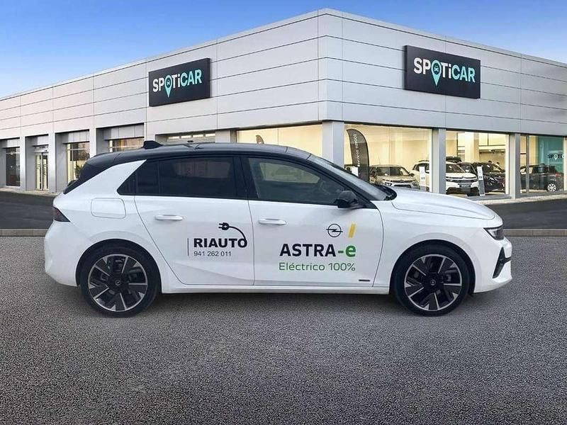 Usado Opel Astra 116 kW (158 CV) 2023 Blanco Familiar