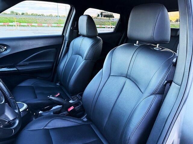 Usado Nissan Juke Tekna 190 CV (139 kW) 2017 Gris / plata SUV