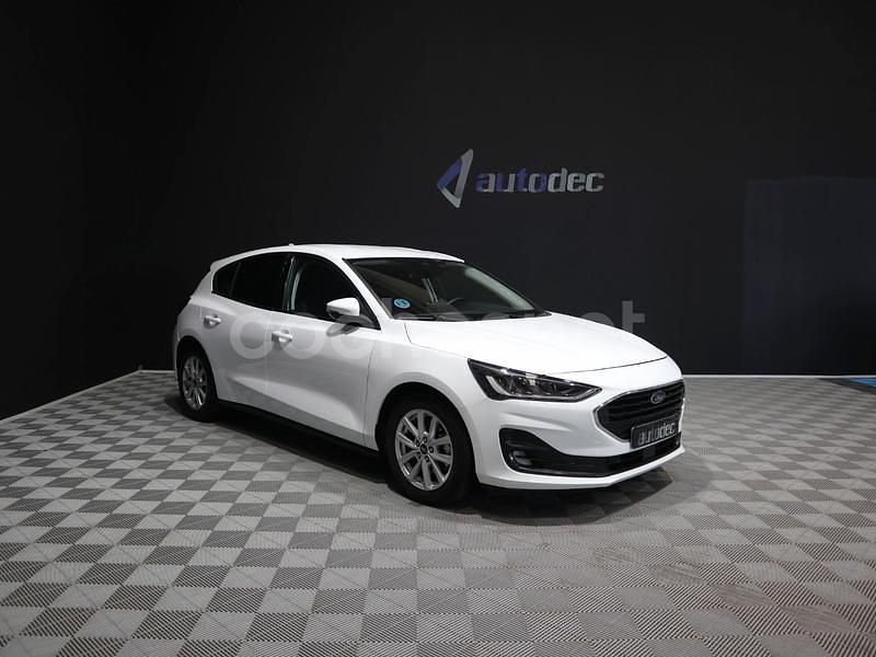 Blanco Usado 2022 Ford Focus Active X Berlina | 15.800 € (Buen precio) - Imagen 1/4