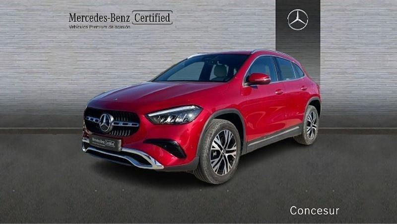 Usado Mercedes GLA250 218 CV (160 kW) 2024 Rojo SUV