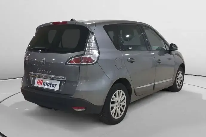 Usado Renault Scénic Zen 132 CV (97 kW) 2016