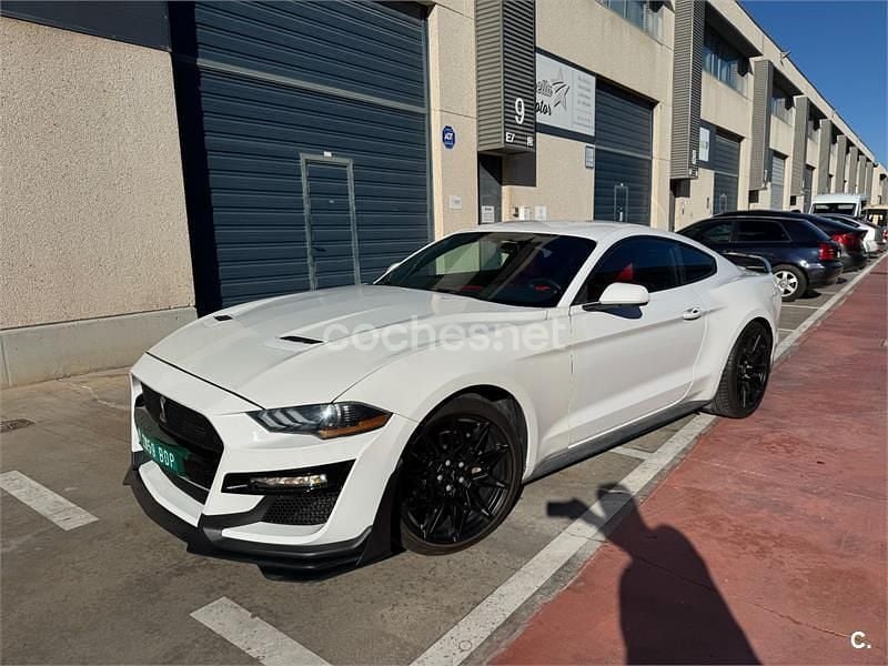 Blanco Usado 2018 Ford Mustang Coupe | 30.499 € (Buen precio) - Imagen 1/4