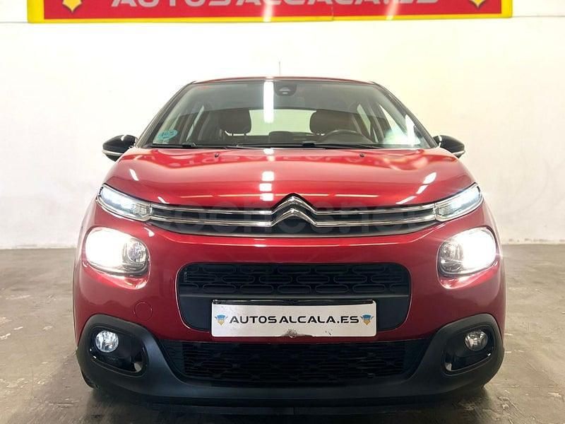 Usado Citroën C3 Feel 82 CV (60 kW) 2019 Rojo Utilitario