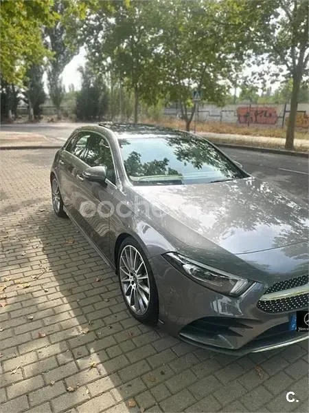 Usado Mercedes A200 156 CV (114 kW) 2018 Gris / plata Berlina