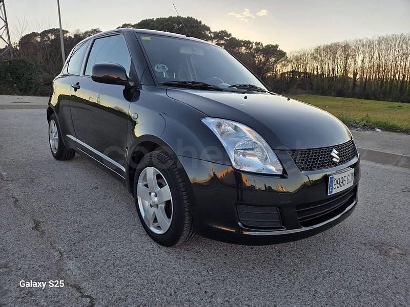 Usado Suzuki Swift GL 75 CV (55 kW) 2008 Negro Utilitario