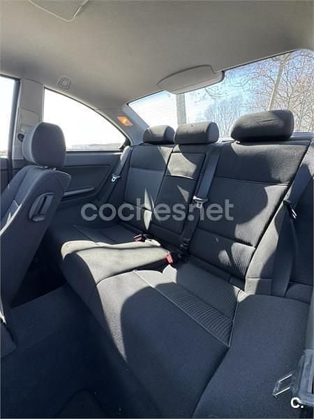 Usado BMW 318 143 CV (105 kW) 2005 Azul Coupe