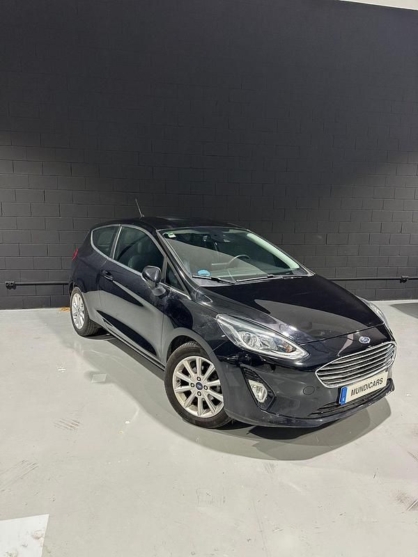 Usado Ford Fiesta ST-Line 126 CV (92 kW) 2020 Negro Utilitario