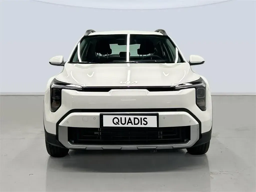 Nuevo Kia Stonic 101 CV (74 kW) 2026 Clear white SUV
