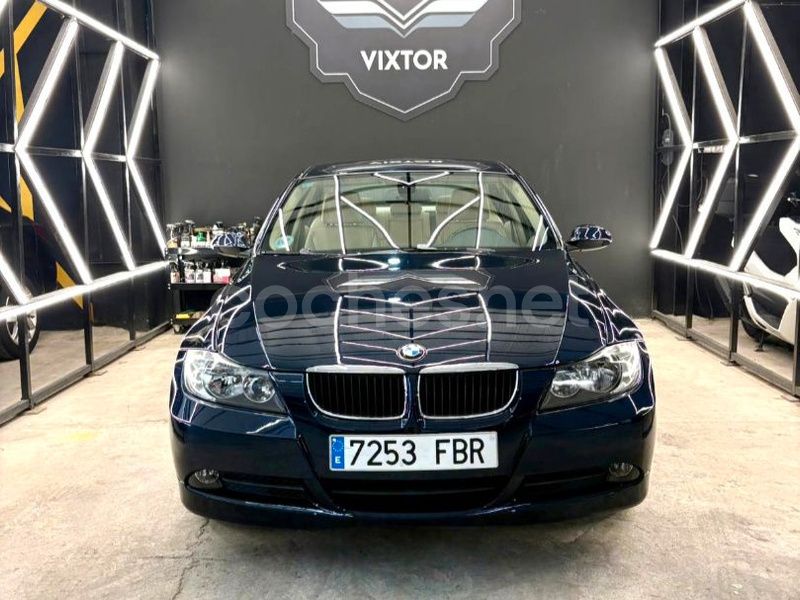 Azul Usado 2006 BMW 320 Berlina | 8500 € (Un poco caro) - Imagen 1/4