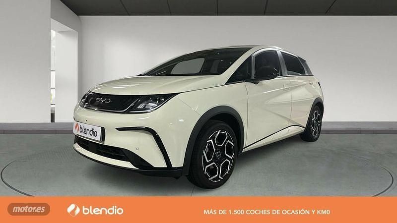 Blanco Usado 2024 BYD Dolphin Comfort Utilitario | 33.900 € - Imagen 1/4