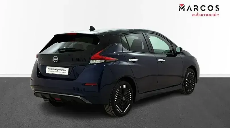 Usado Nissan Leaf Tekna 110 kW (150 CV) 2024 Indigo blue Utilitario