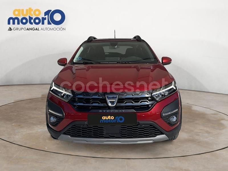 Usado Dacia Sandero Essentiel 101 CV (74 kW) 2021 Rojo Utilitario