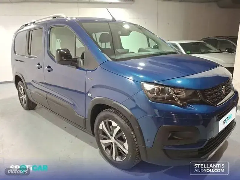 Usado Peugeot Rifter GT 130 CV (95 kW) 2022 Azul Monovolumen