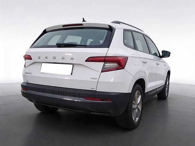 Usado Skoda Karoq Ambition 150 CV (110 kW) 2021 Blanco SUV