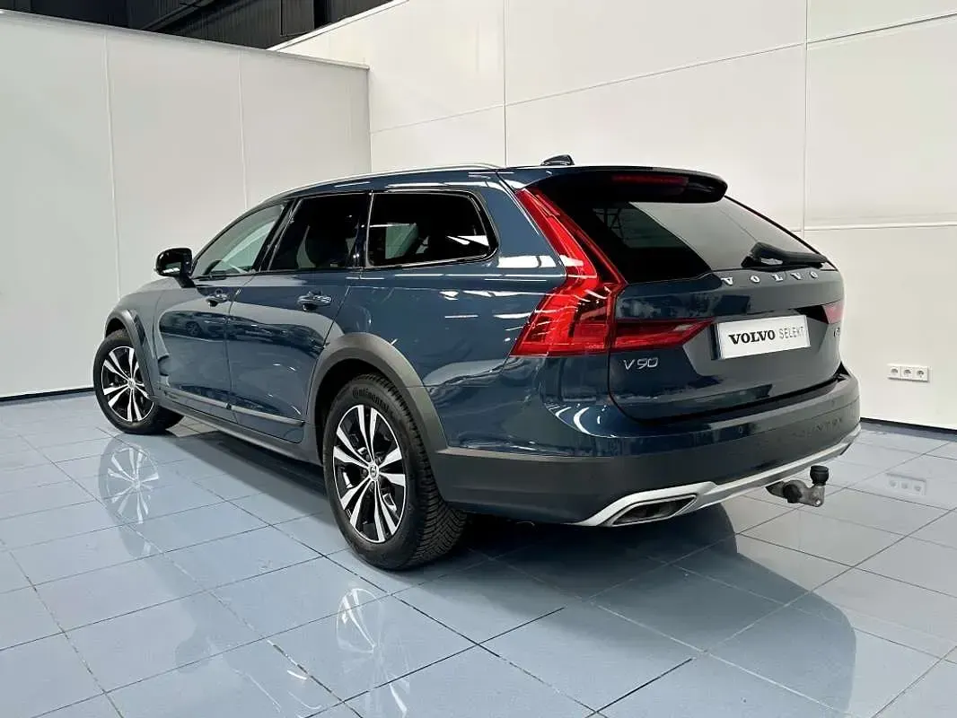 Usado Volvo V90 CC 190 CV (139 kW) 2019 Azul Familiar
