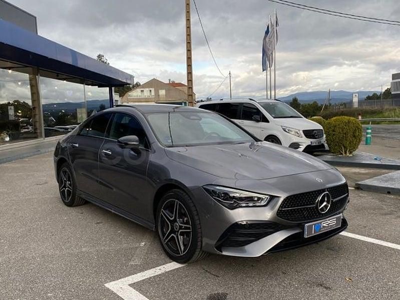 Usado Mercedes CLA250e 218 CV (160 kW) 2023 Gris / plata Berlina