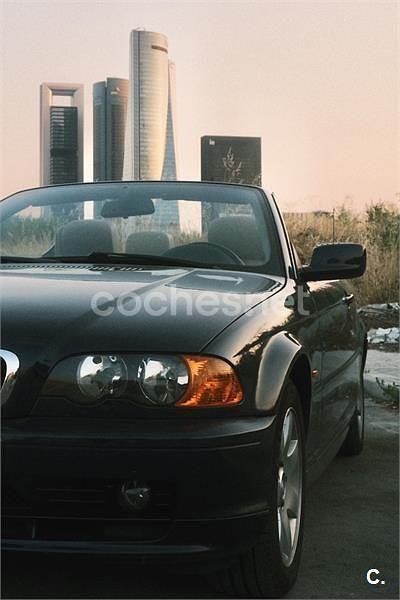 Azul Usado 2001 BMW 320 Cabriolet Descapotable | 9750 € (Precio justo) - Imagen 1/4