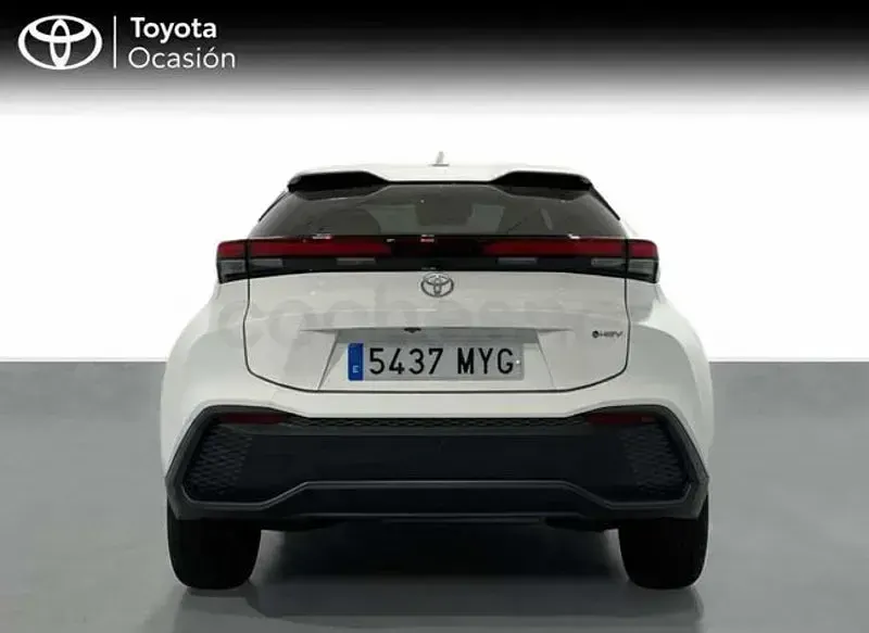 Usado Toyota C-HR Advance 140 CV (102 kW) 2025 Blanco SUV