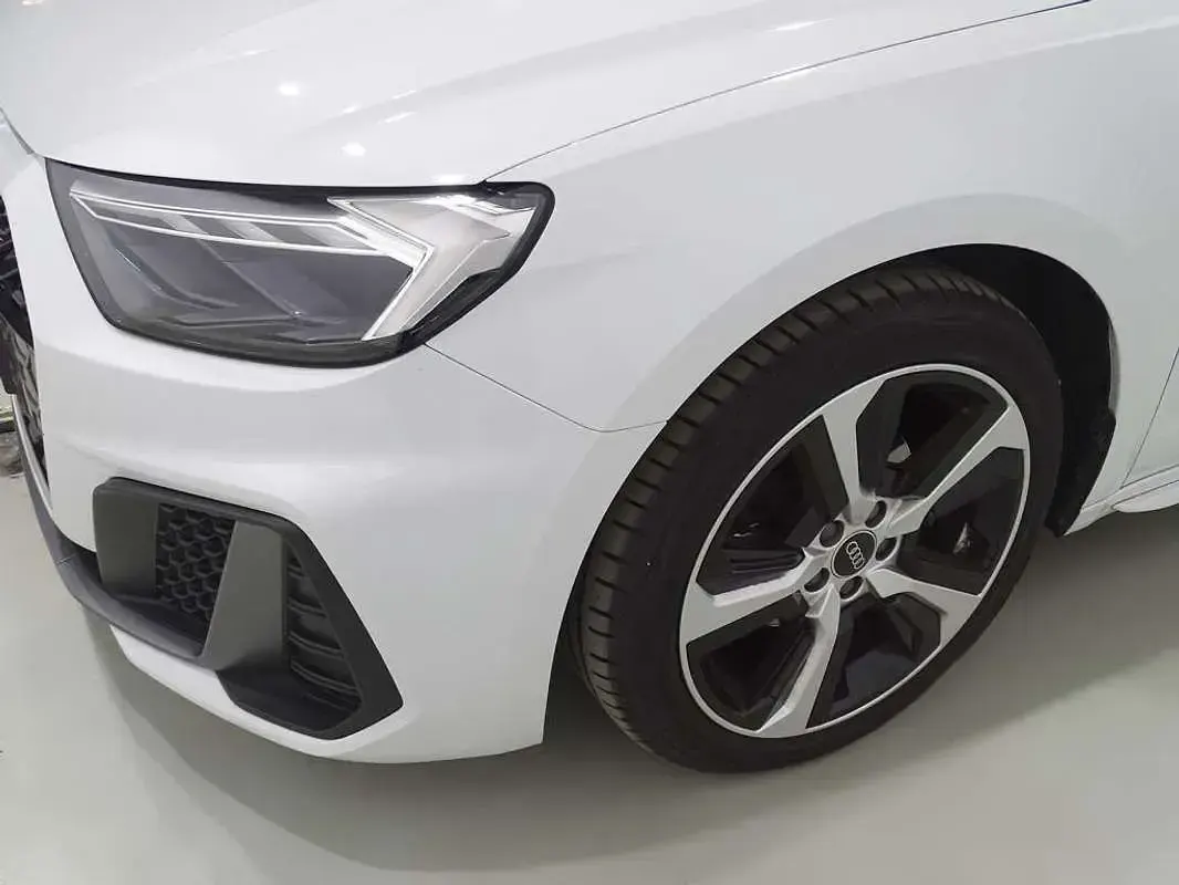 Usado Audi A1 Sportback 116 CV (85 kW) 2025 Blanco Utilitario