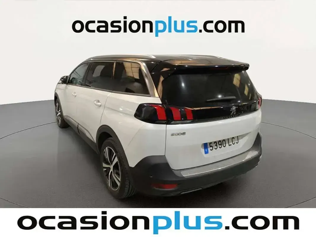 Usado Peugeot 5008 Allure 131 CV (96 kW) 2019 Blanco SUV