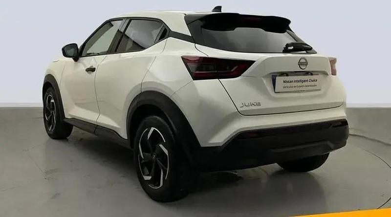 Usado Nissan Juke Acenta 114 CV (83 kW) 2025 Lunar white (metalizado) SUV