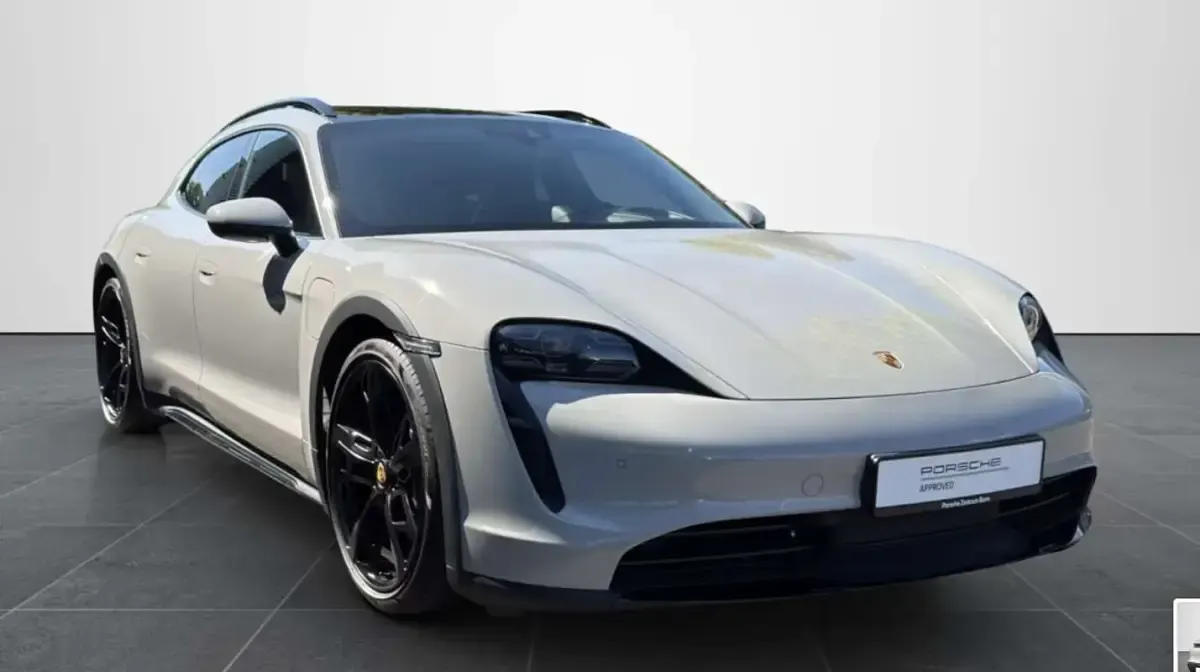Usado Porsche Taycan 350 kW (476 CV) 2023 Gris Familiar