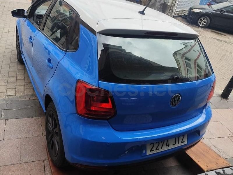Usado VW Polo Advance 90 CV (66 kW) 2016 Azul Berlina