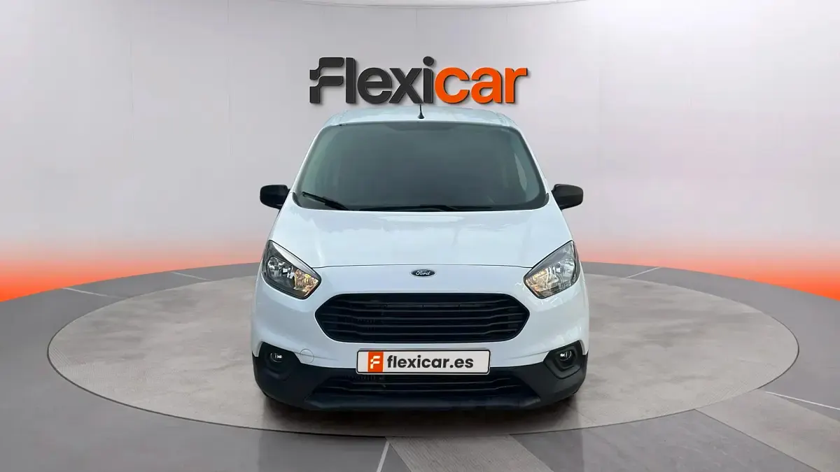 Usado Ford Transit Trend 102 CV (75 kW) 2021 Blanco Van
