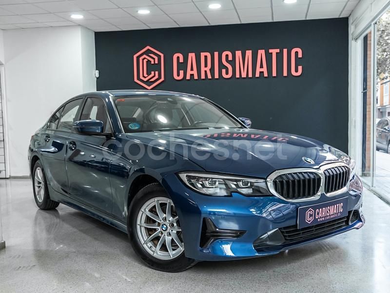 Azul Usado 2021 BMW 318 Berlina | 24.999 € (Precio justo) - Imagen 1/4