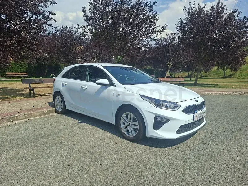 Usado Kia Ceed 115 CV (84 kW) 2020 Blanco Utilitario