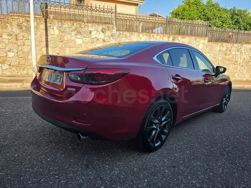 Usado Mazda 6 175 CV (128 kW) 2015 Granate Berlina
