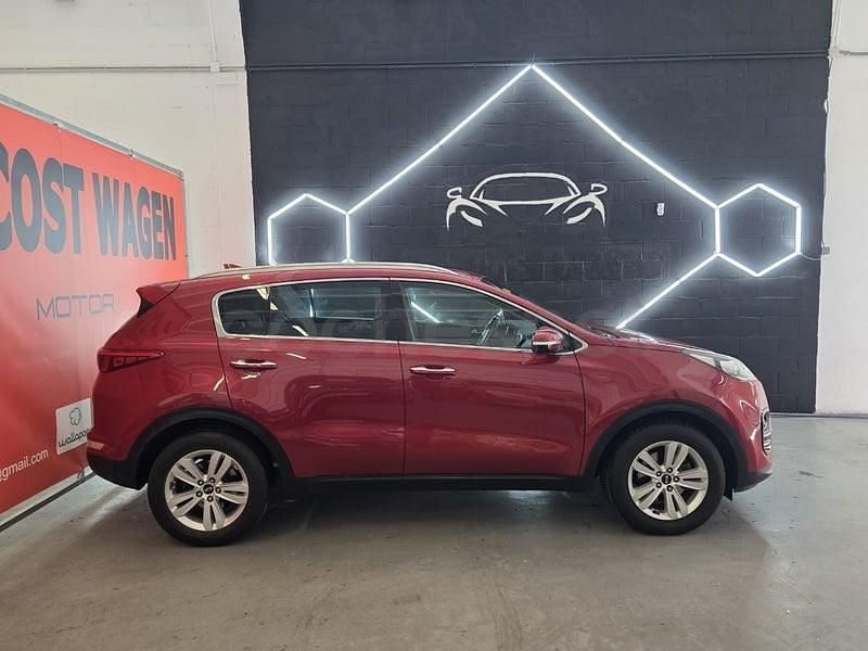 Usado Kia Sportage 115 CV (84 kW) 2016 Rojo SUV