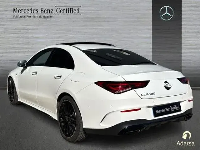 Usado Mercedes CLA180 136 CV (100 kW) 2022 Blanco Berlina