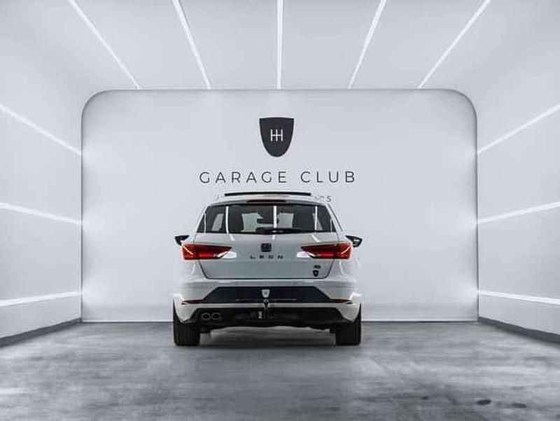 Usado Seat Leon ST FR 150 CV (110 kW) 2017 Blanco Familiar